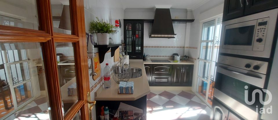 Casa d'habitatge 3 habitacions de 170 m² a Isla Cristina (21410)