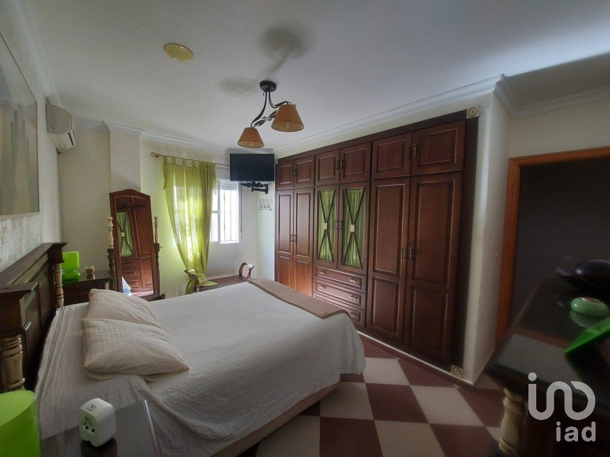 Vivienda 3 habitaciones de 170 m² en Isla Cristina (21410)