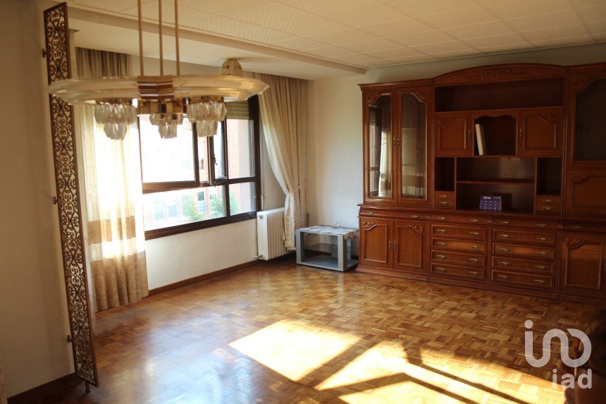 Piso 3 habitaciones de 90 m² en Soria (42004)