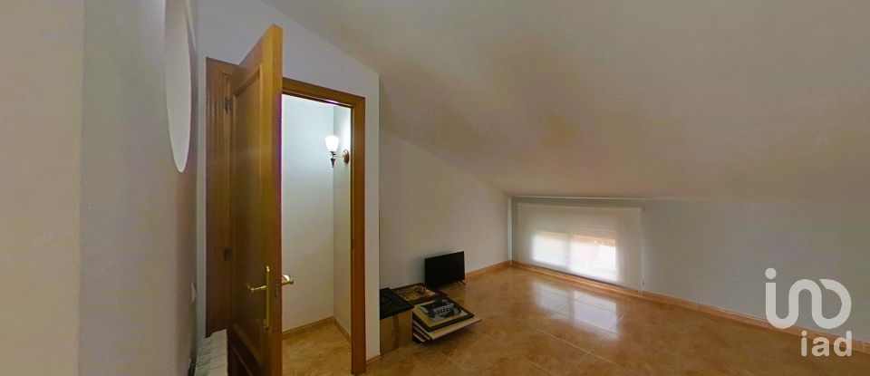 Mansion 6 bedrooms of 236 m² in Lleida (25001)
