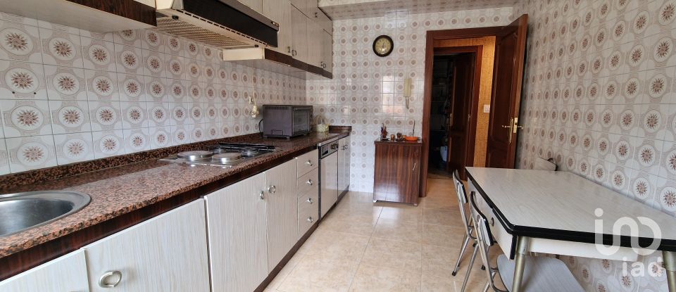 Apartment 3 bedrooms of 86 m² in Ujo (33640)
