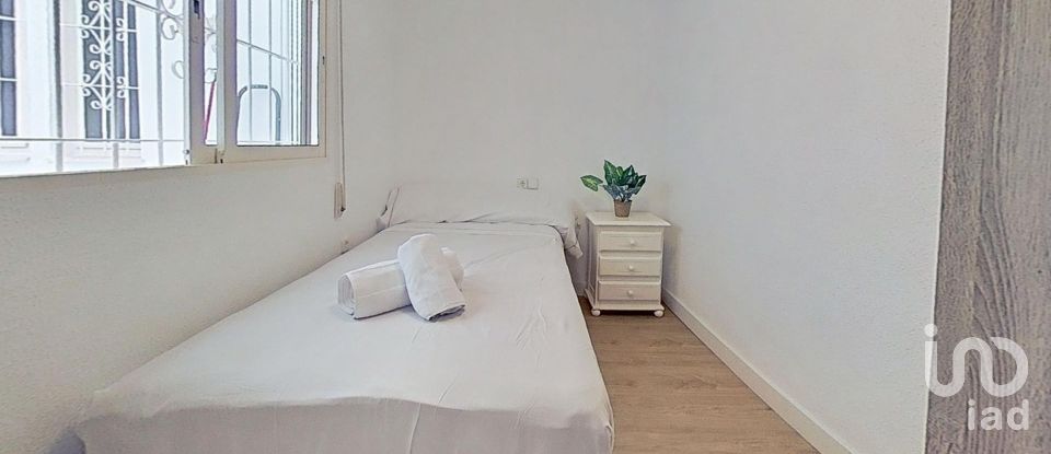 Appartement 2 chambres de 78 m² à Torrevieja (03181)