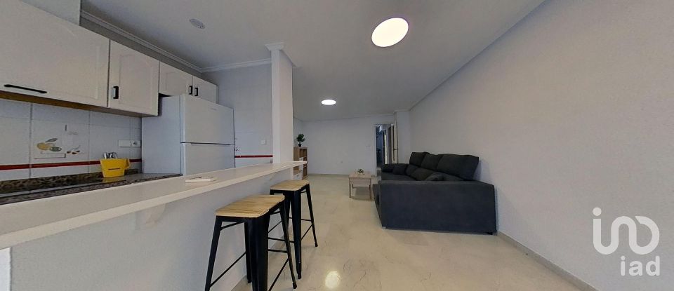 Pis 2 habitacions de 78 m² a Torrevieja (03181)