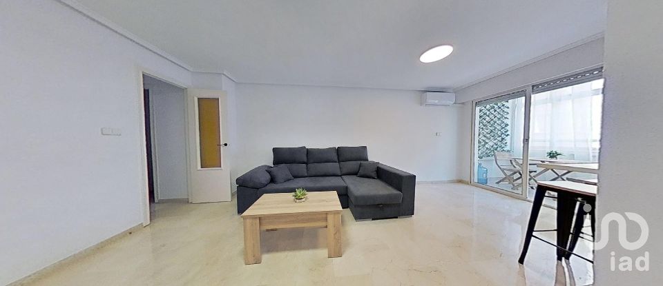 Pis 2 habitacions de 78 m² a Torrevieja (03181)
