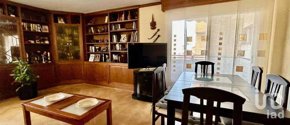 Apartment 5 bedrooms of 160 m² in Madrid (28049)