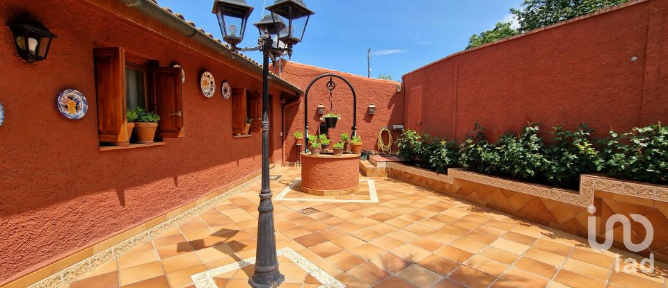 Casa 6 habitacions de 400 m² a Balaguer (25600)