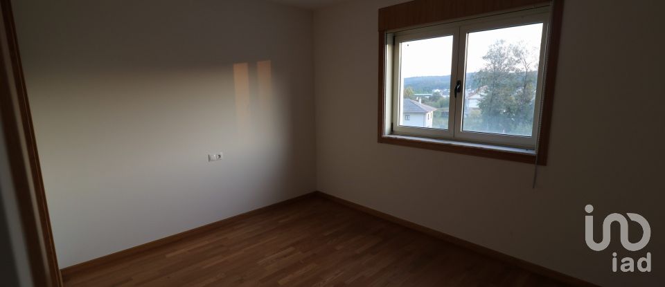 Apartment 3 bedrooms of 88 m² in Bóveda (27340)