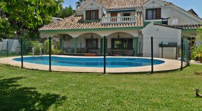 Cottage 5 bedrooms of 475 m² in Marbella (29602)