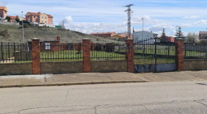 Land of 597 m² in Villaquilambre (24193)
