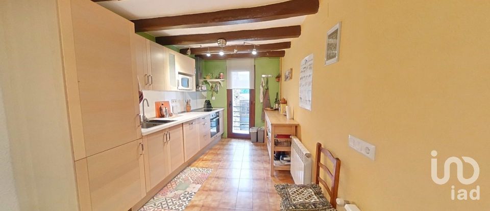 Village house 3 bedrooms of 175 m² in Ager (25691)