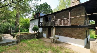 House 2 bedrooms of 233 m² in Sarria (27600)