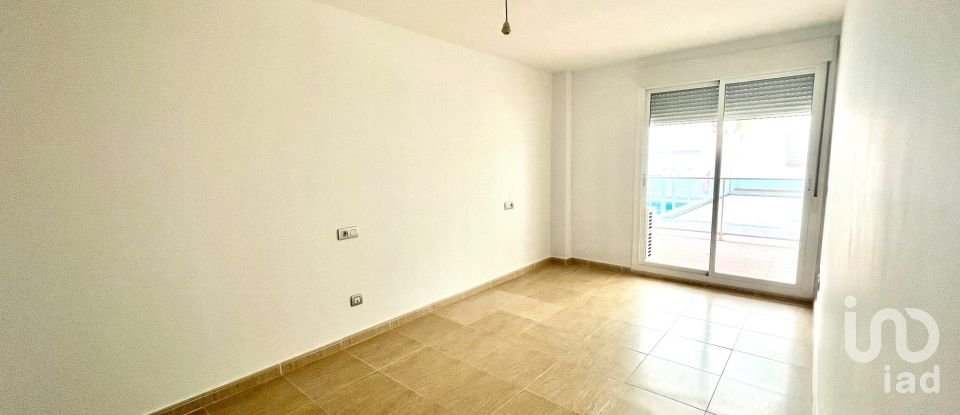 Piso 2 habitaciones de 84 m² en Torreblanca (12596)