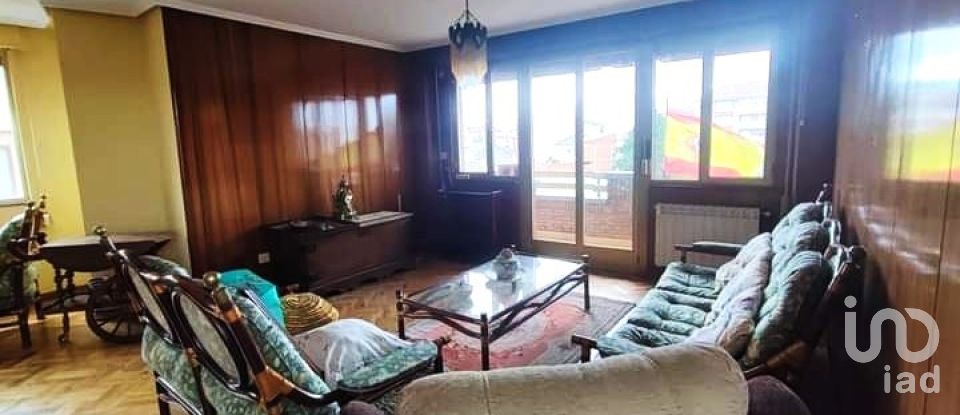 Apartment 5 bedrooms of 190 m² in La Bañeza (24750)