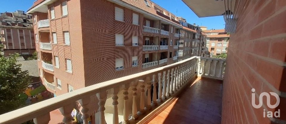 Pis 4 habitacions de 193 m² a La Bañeza (24750)