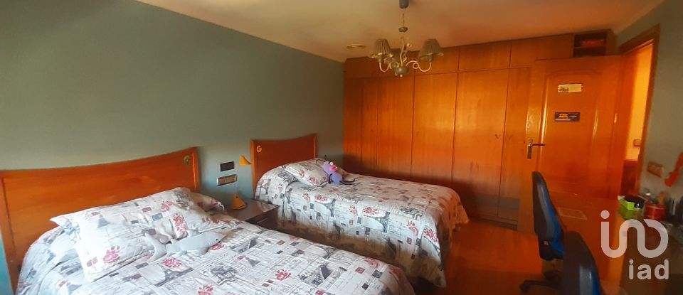 Appartement 4 chambres de 193 m² à La Bañeza (24750)