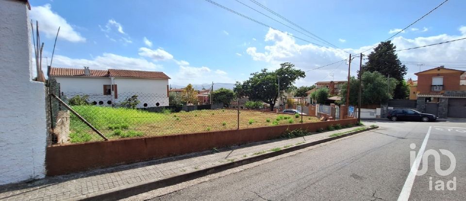 Land of 543 m² in Rubí (08191)