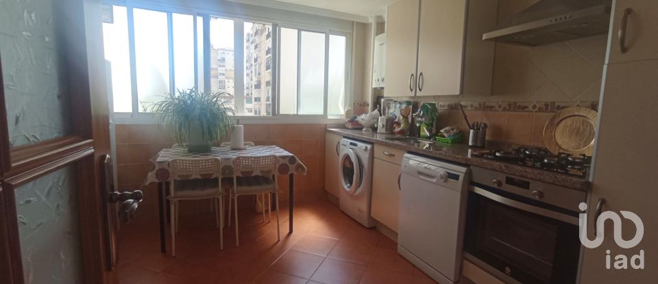 Piso 3 habitaciones de 85 m² en Málaga (29011)