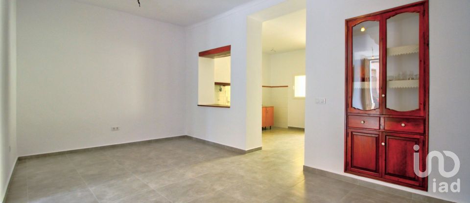 Casa 4 habitacions de 197 m² a Benidoleig (03759)