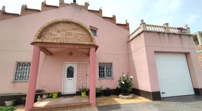 House 3 bedrooms of 200 m² in Roquetes (43520)