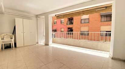 Pis 4 habitacions de 133 m² a Castellón de la Plana/Castelló de la Plana (12005)
