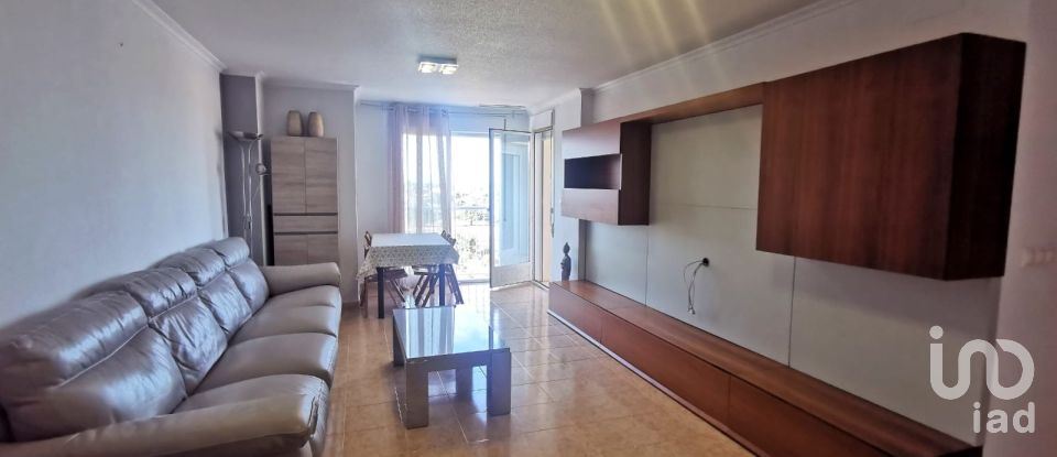 Pis 2 habitacions de 65 m² a La Marina del Pinet (03194)