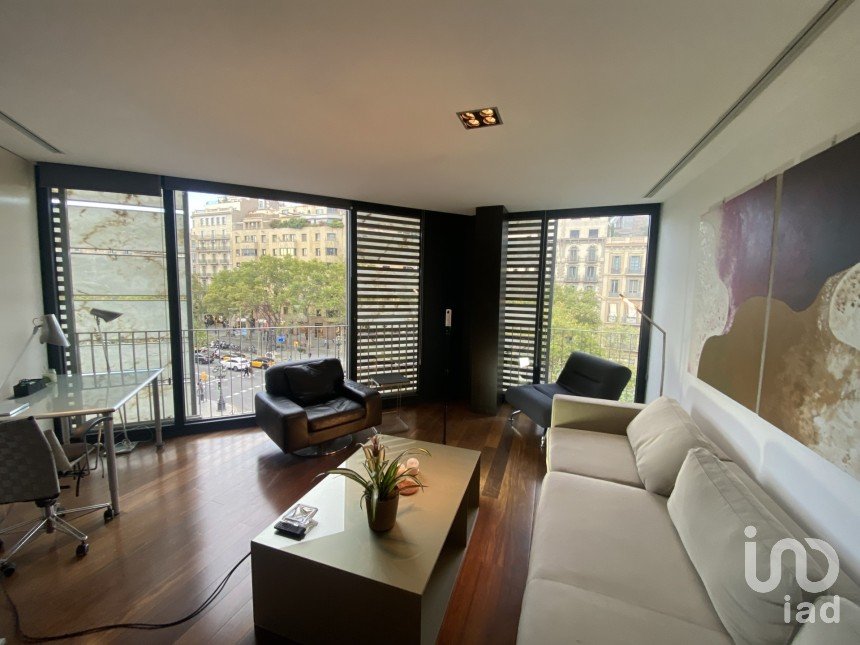 Edificio 2 habitaciones de 90 m² en Barcelona (08007)