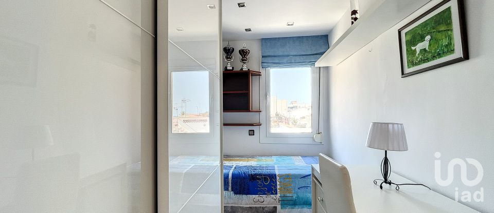 Pis 3 habitacions de 125 m² a Premià de Mar (08330)