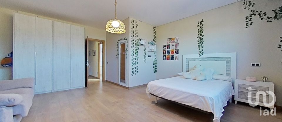 Casa 4 habitacions de 352 m² a Ulldecona (43550)