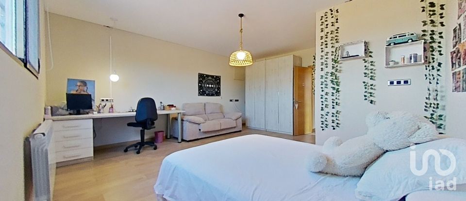 Casa 4 habitacions de 352 m² a Ulldecona (43550)