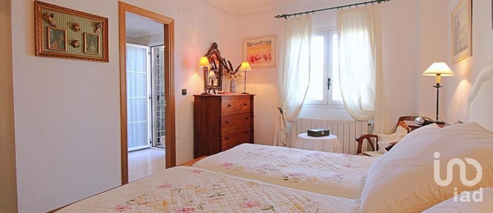 Lodge 4 bedrooms of 272 m² in Cabo de Las Huertas (03540)