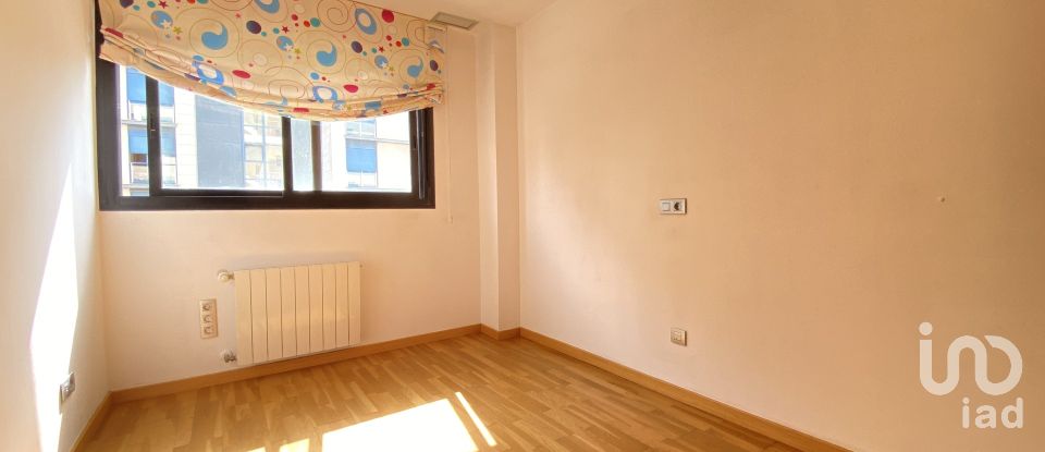 Pis 3 habitacions de 108 m² a Castellón de la Plana/Castelló de la Plana (12005)