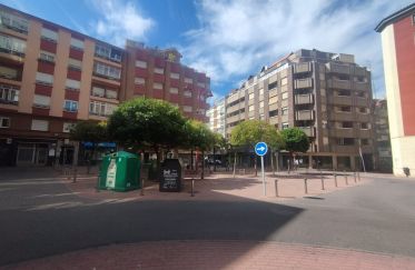 Piso 4 habitaciones de 105 m² en León (24004)