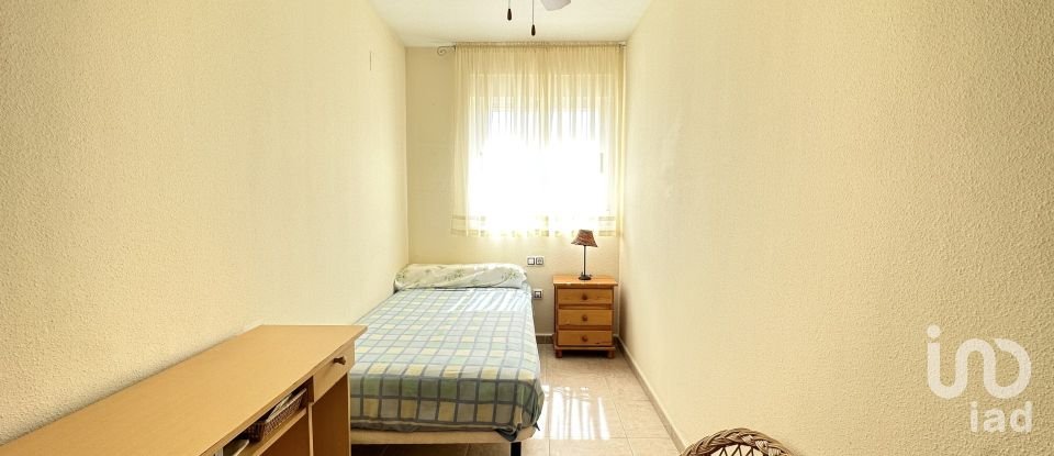 Pis 3 habitacions de 96 m² a El Campello (03560)