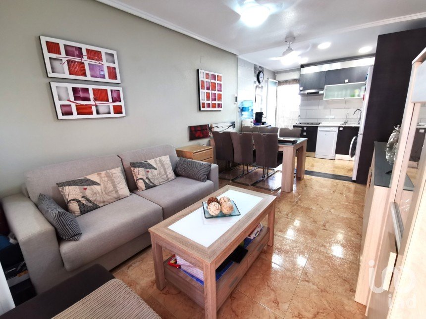 Casa 2 habitacions de 54 m² a Torrevieja (03184)