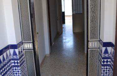 Casa 2 habitaciones de 141 m² en Carmona (41410)
