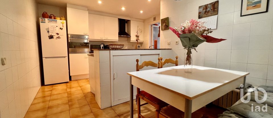 Casa d'habitatge 4 habitacions de 180 m² a Sant Andreu de Llavaneres (08392)