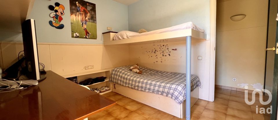 Demeure 4 chambres de 180 m² à Sant Andreu de Llavaneres (08392)