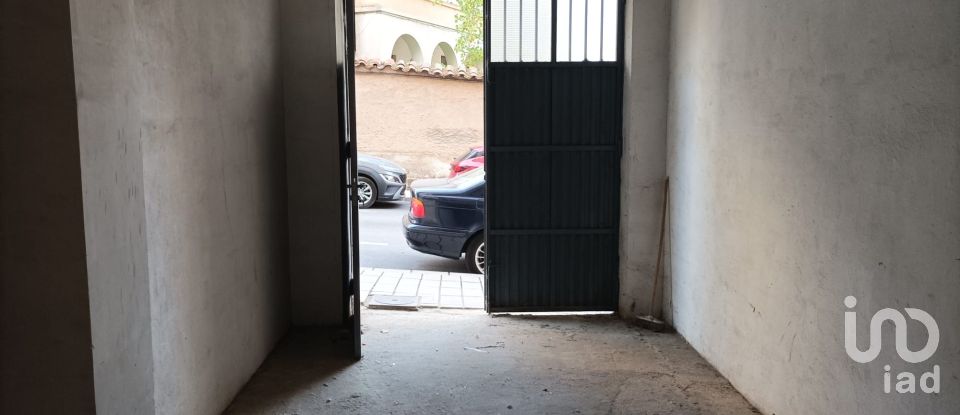 Parking/garage/box de 60 m² à Soria (42002)