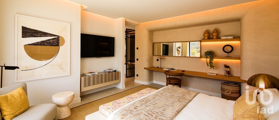 Cottage 4 bedrooms of 485 m² in Urbanitzacio Roca Llisa (07819)