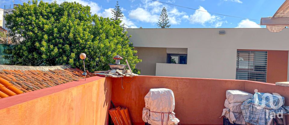 Casa 4 habitaciones de 140 m² en El Rio de Arico (38593)