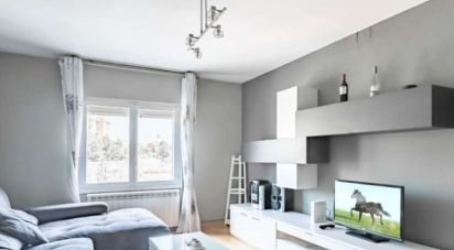Appartement 3 chambres de 83 m² à Tudela (31500)