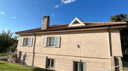 Casa 4 habitaciones de 218 m² en Santovenia de la Valdoncina (24391)