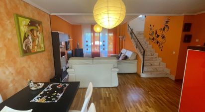 Casa 4 habitaciones de 165 m² en Villarrodrigo de Las Regueras (24197)