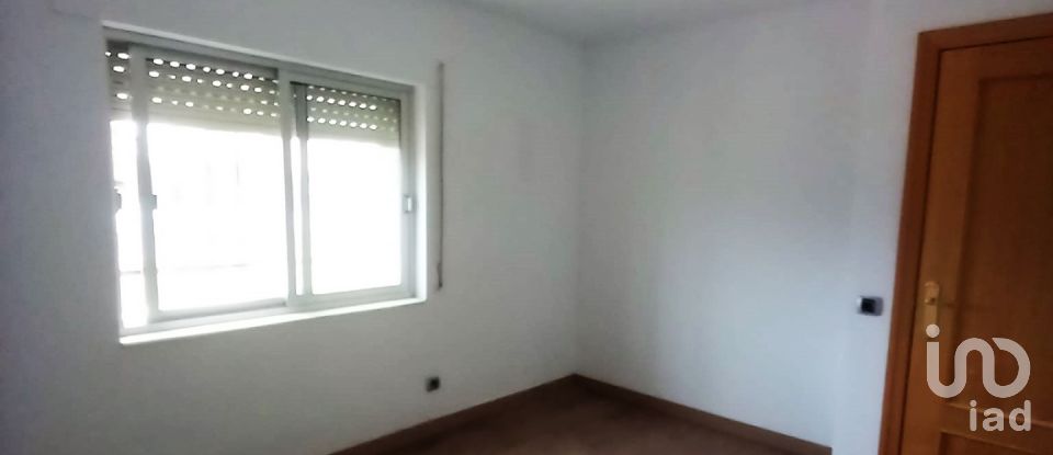 Maison 4 chambres de 98 m² à Villadangos del Páramo (24392)
