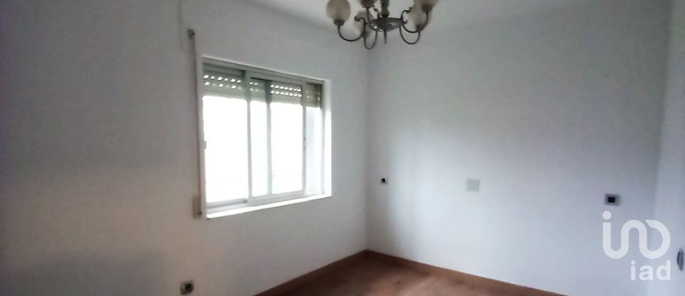 Casa 4 habitaciones de 98 m² en Villadangos del Páramo (24392)