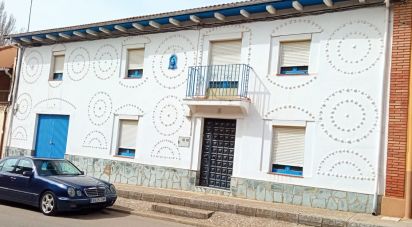 Maison de ville 8 chambres de 435 m² à Quintana de Raneros (24391)