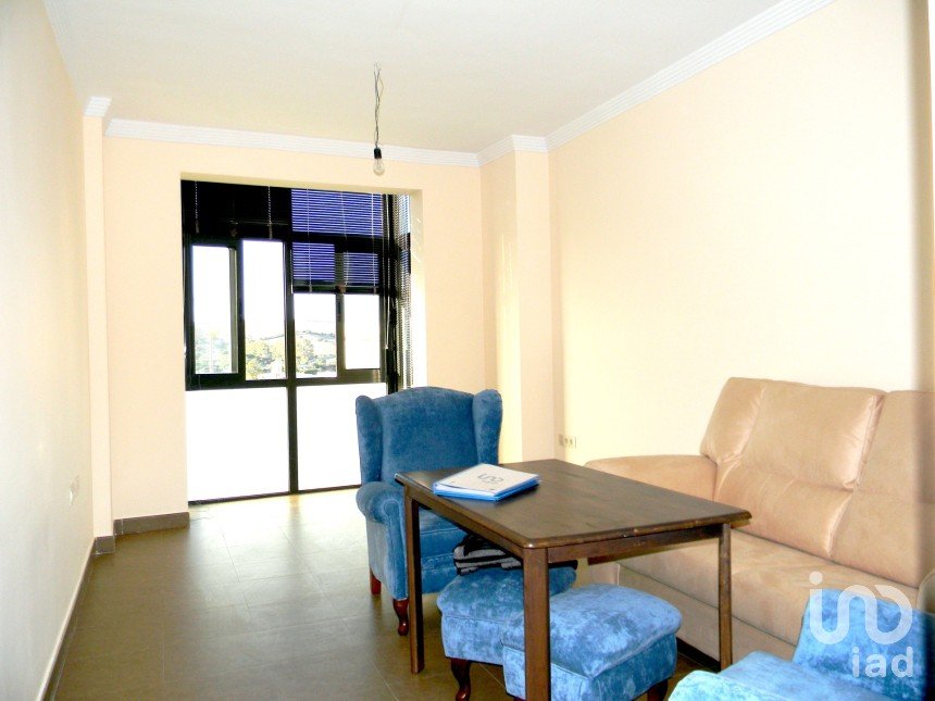 Piso 3 habitaciones de 86 m² en Medina-Sidonia (11170)