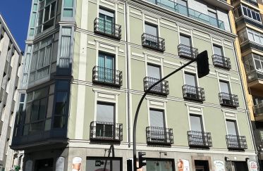 Piso 2 habitaciones de 82 m² en León (24002)
