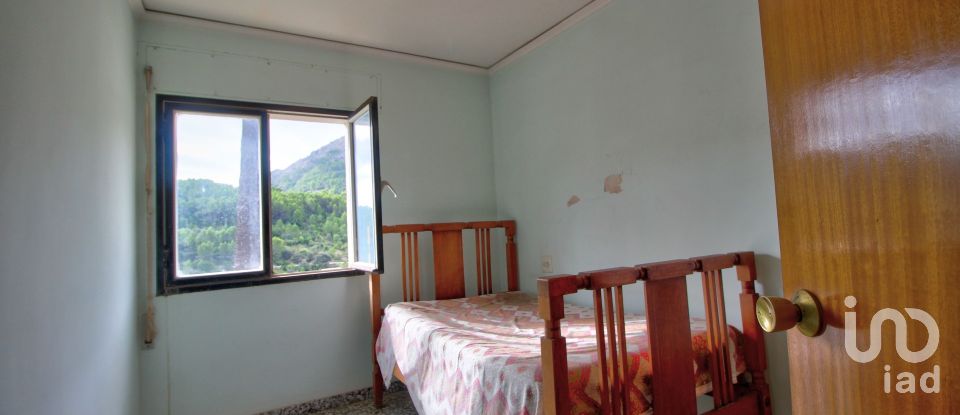 Casa 0 habitaciones de 437 m² en La Vall de Laguar (03791)