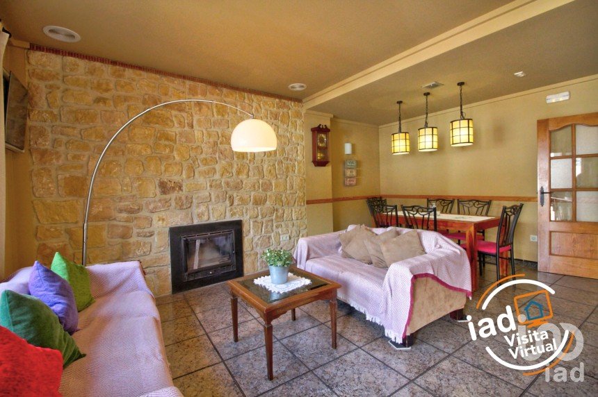 House 5 bedrooms of 435 m² in La Vall de Laguar (03791)